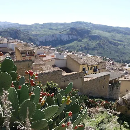 Casa Della Nonna Feriehus Caltavuturo